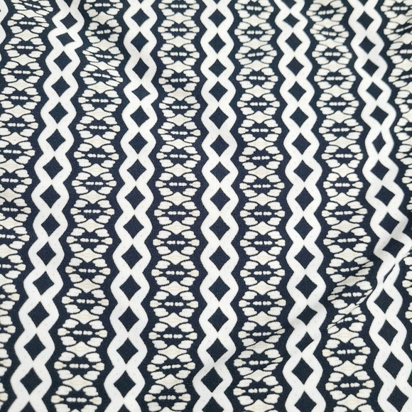 LANE BRYANT Women's Drape Neck Sleeveless Blouse Tunic Size 14/16 Lightweight - Picture 7 of 13